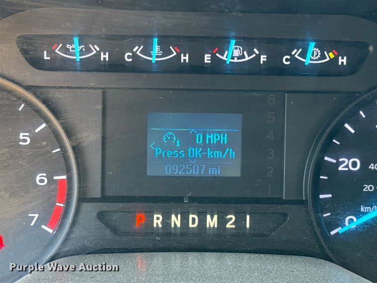 image for item EJ4771 2019 Ford F350 Super Duty utility bed pickup truck