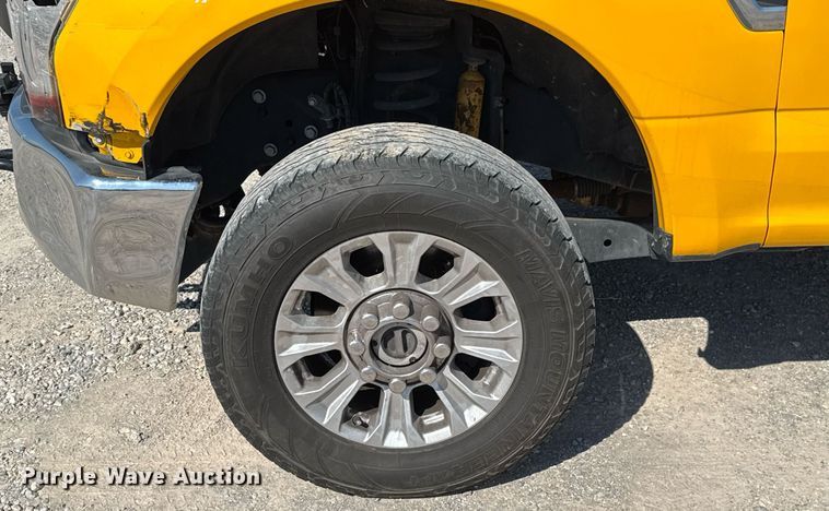 image for item EJ4771 2019 Ford F350 Super Duty utility bed pickup truck