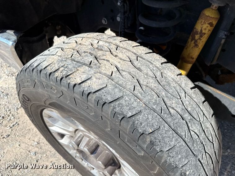 image for item EJ4771 2019 Ford F350 Super Duty utility bed pickup truck