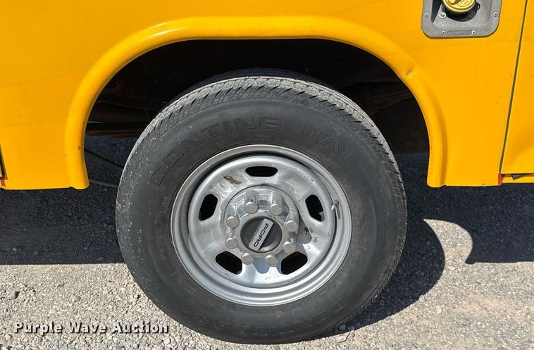 image for item EJ4771 2019 Ford F350 Super Duty utility bed pickup truck