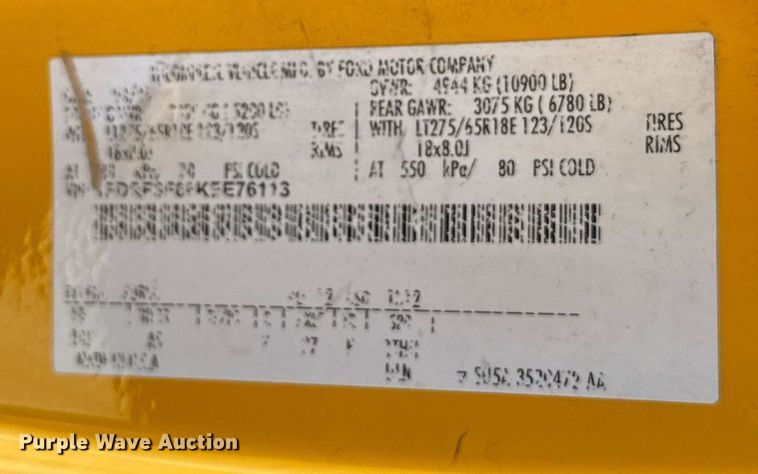 image for item EJ4771 2019 Ford F350 Super Duty utility bed pickup truck