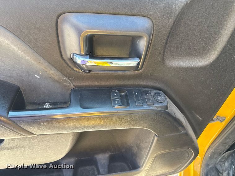 image for item EJ4772 2017 Chevrolet Silverado 3500HD utility bed pickup truck