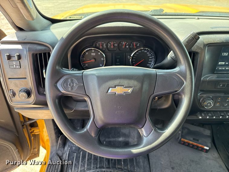 image for item EJ4772 2017 Chevrolet Silverado 3500HD utility bed pickup truck