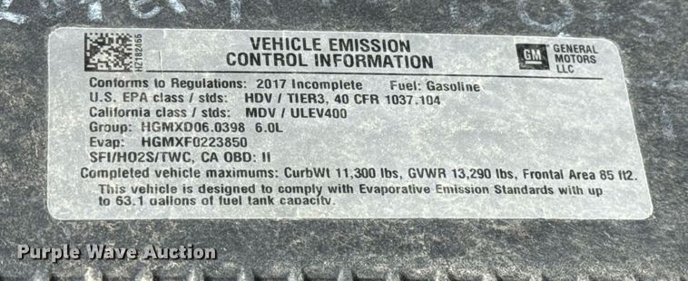 image for item EJ4772 2017 Chevrolet Silverado 3500HD utility bed pickup truck