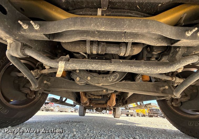 image for item EJ4773 2020 Ford F350 Super Duty utility bed pickup truck