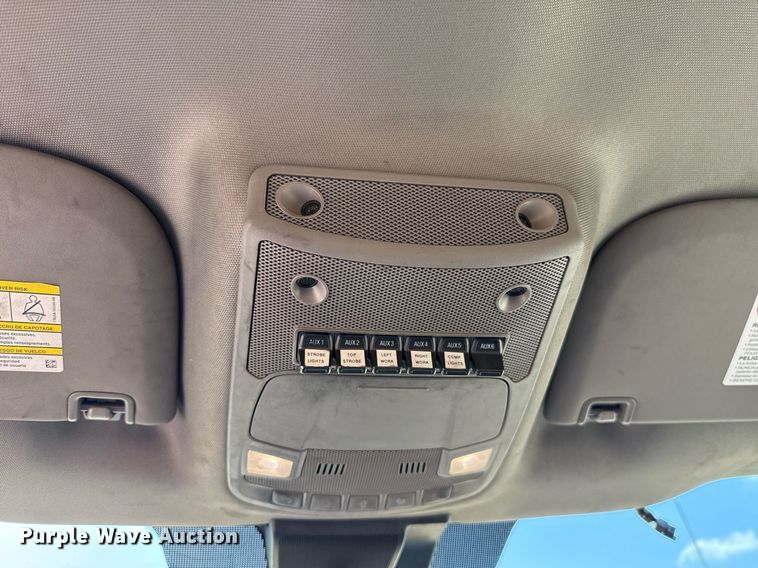 image for item EJ4773 2020 Ford F350 Super Duty utility bed pickup truck