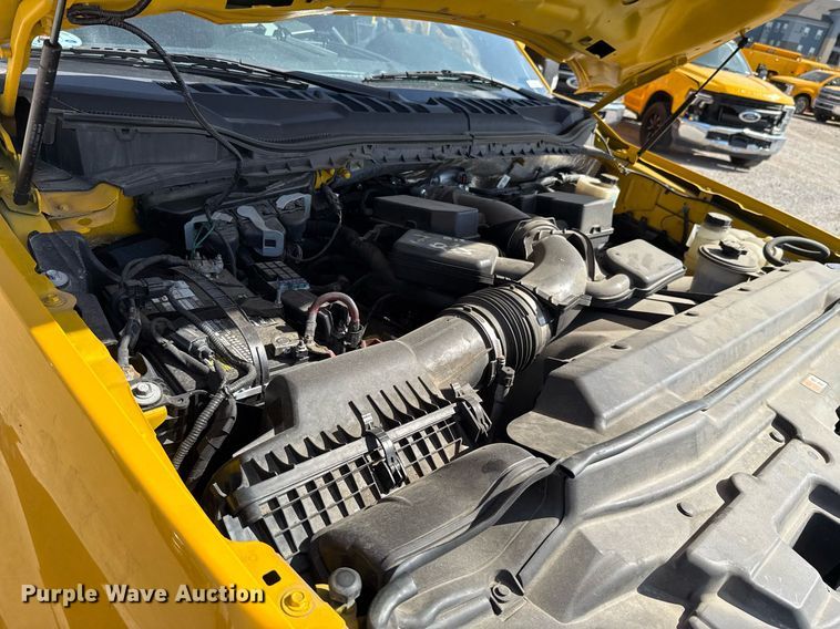 image for item EJ4773 2020 Ford F350 Super Duty utility bed pickup truck