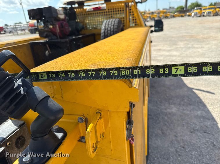 image for item EJ4774 2019 Ford F350 Super Duty utility bed pickup truck