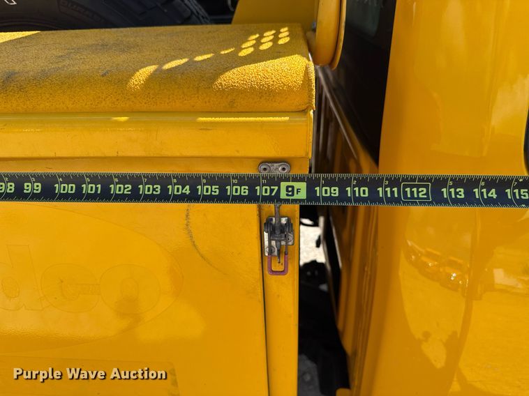 image for item EJ4774 2019 Ford F350 Super Duty utility bed pickup truck