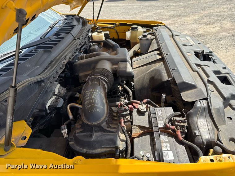 image for item EJ4774 2019 Ford F350 Super Duty utility bed pickup truck