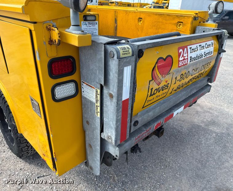 image for item EJ4775 2017 Ford F350 Super Duty utility bed pickup truck