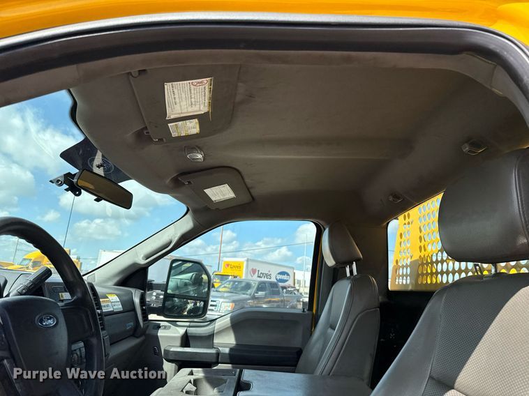 image for item EJ4775 2017 Ford F350 Super Duty utility bed pickup truck