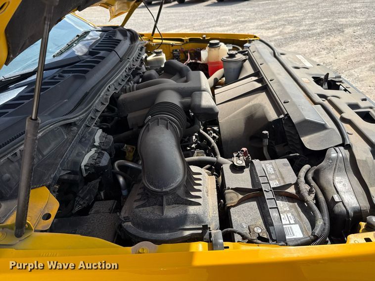 image for item EJ4775 2017 Ford F350 Super Duty utility bed pickup truck