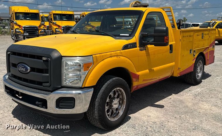 image for item EJ4776 2015 Ford F350 Super Duty utility bed pickup truck