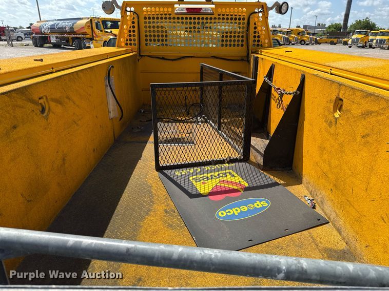 image for item EJ4777 2019 Ford F350 Super Duty utility bed pickup truck