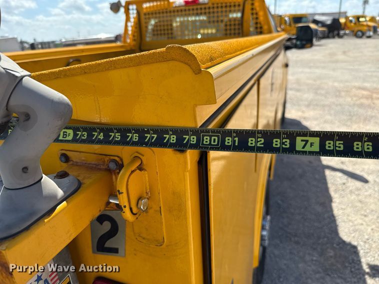 image for item EJ4777 2019 Ford F350 Super Duty utility bed pickup truck