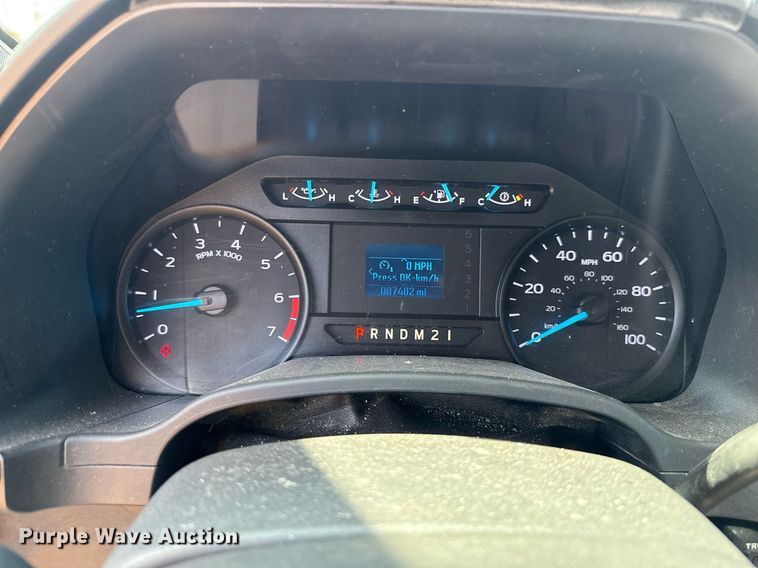 image for item EJ4777 2019 Ford F350 Super Duty utility bed pickup truck