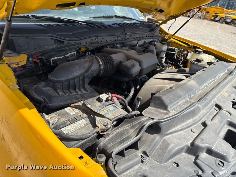 image for item EJ4777 2019 Ford F350 Super Duty utility bed pickup truck