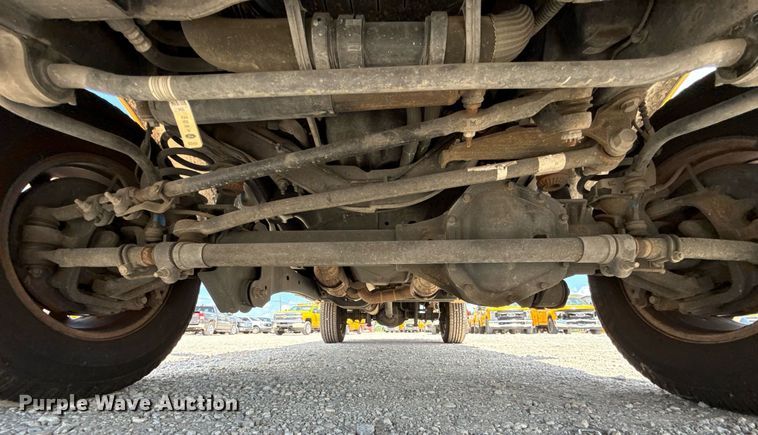 image for item EJ4778 2019 Ford F350 Super Duty utility bed pickup truck