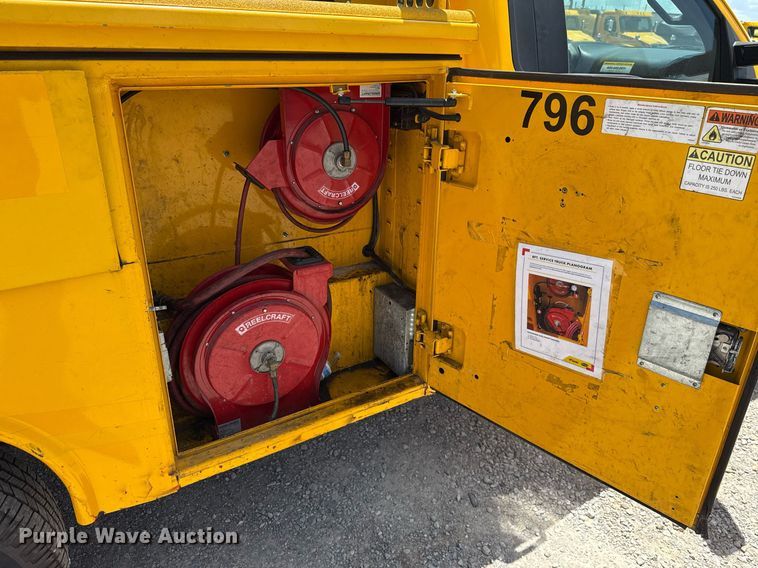 image for item EJ4778 2019 Ford F350 Super Duty utility bed pickup truck