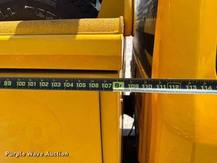 image for item EJ4778 2019 Ford F350 Super Duty utility bed pickup truck