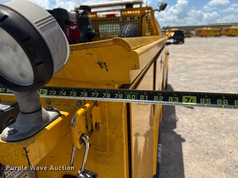 image for item EJ4778 2019 Ford F350 Super Duty utility bed pickup truck