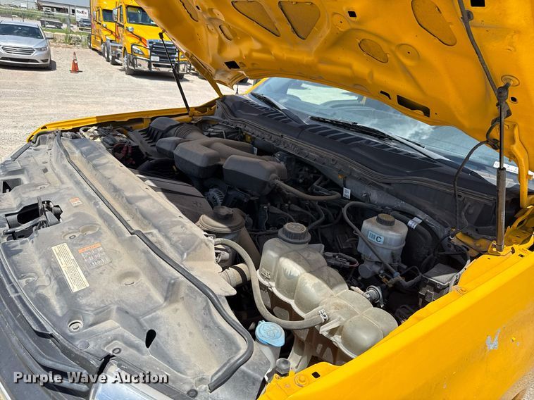 image for item EJ4778 2019 Ford F350 Super Duty utility bed pickup truck