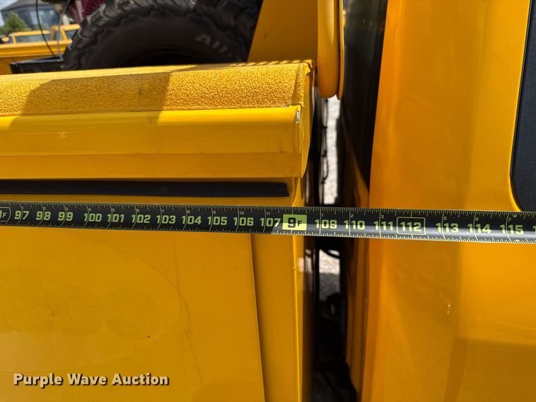 image for item EJ4779 2019 Ford F350 Super Duty utility bed pickup truck