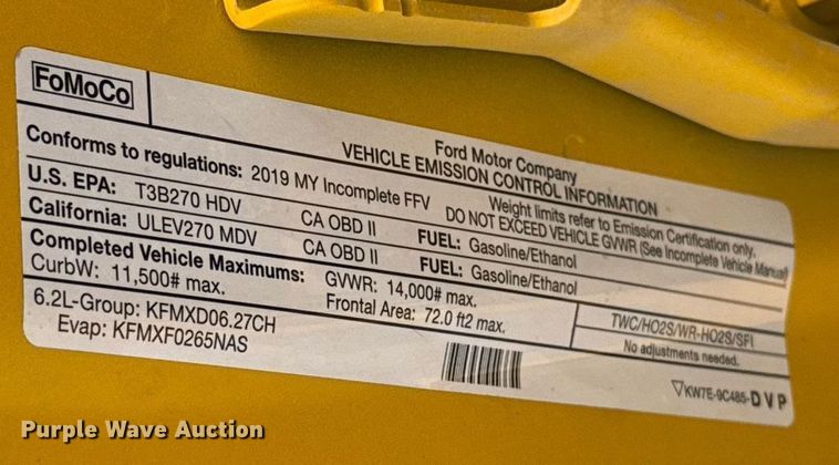 image for item EJ4779 2019 Ford F350 Super Duty utility bed pickup truck