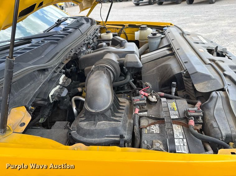 image for item EJ4779 2019 Ford F350 Super Duty utility bed pickup truck