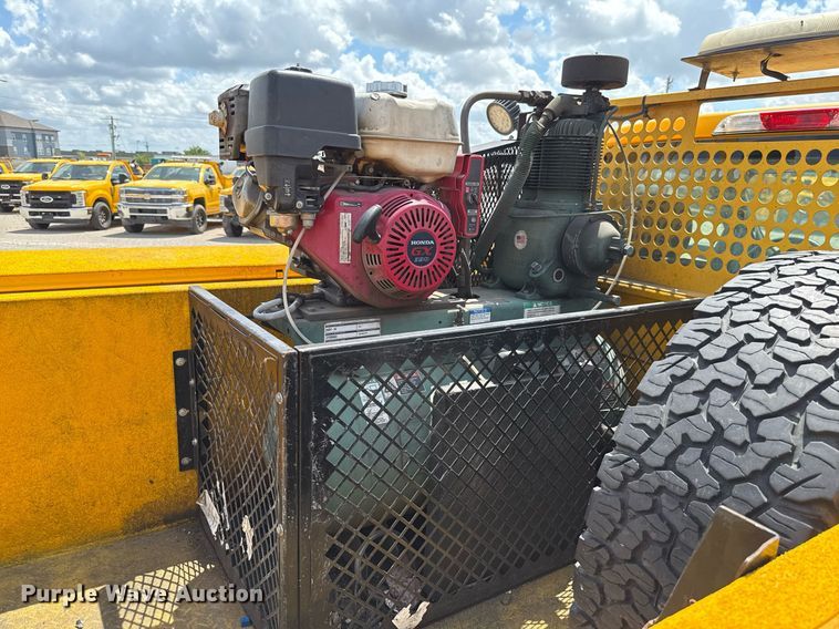 image for item EJ4780 2019 Ford F350 Super Duty utility bed pickup truck