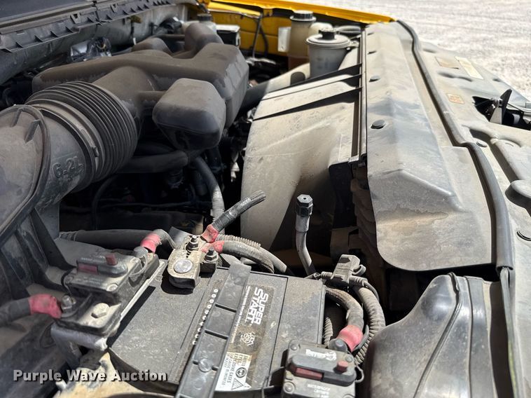 image for item EJ4780 2019 Ford F350 Super Duty utility bed pickup truck