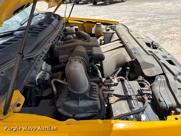 image for item EJ4780 2019 Ford F350 Super Duty utility bed pickup truck