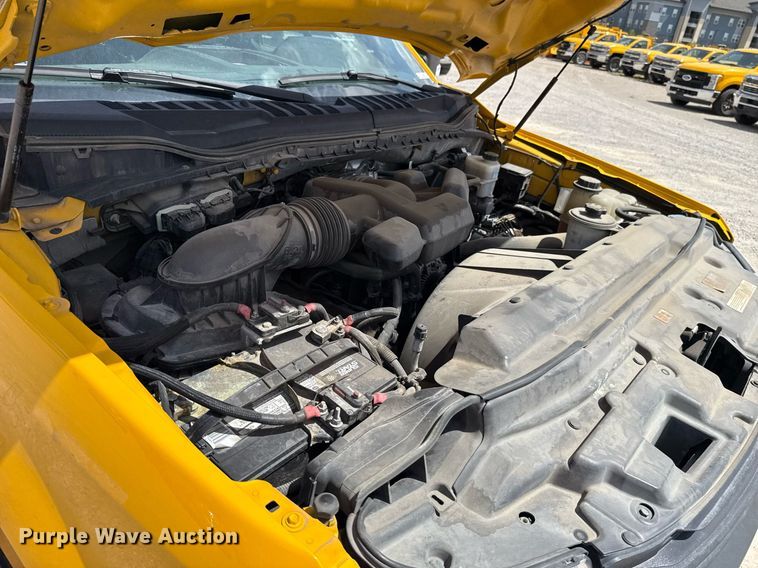 image for item EJ4780 2019 Ford F350 Super Duty utility bed pickup truck