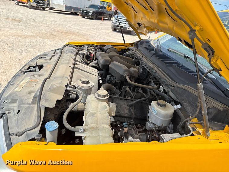 image for item EJ4780 2019 Ford F350 Super Duty utility bed pickup truck