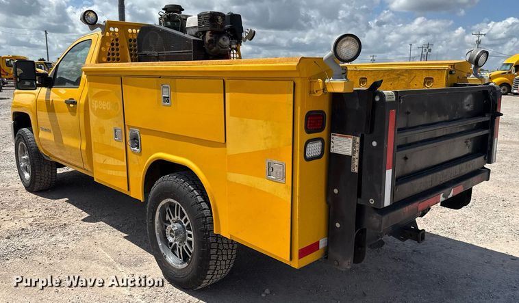image for item EJ4781 2017 Chevrolet Silverado 3500HD utility bed pickup truck