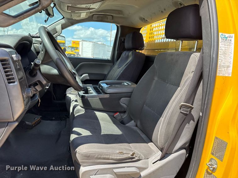 image for item EJ4781 2017 Chevrolet Silverado 3500HD utility bed pickup truck