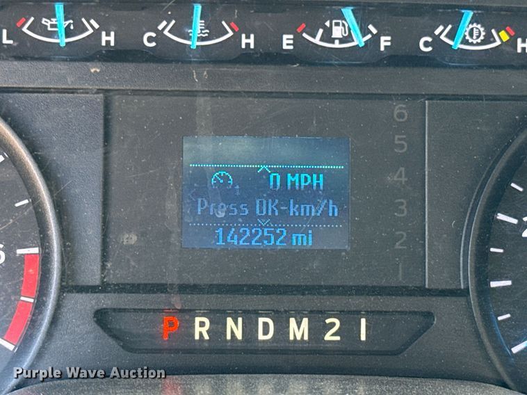 image for item EJ4782 2019 Ford F350 Super Duty utility bed pickup truck