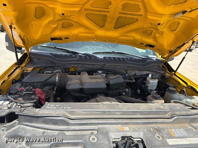 image for item EJ4782 2019 Ford F350 Super Duty utility bed pickup truck