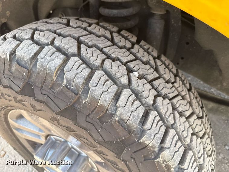 image for item EJ4782 2019 Ford F350 Super Duty utility bed pickup truck