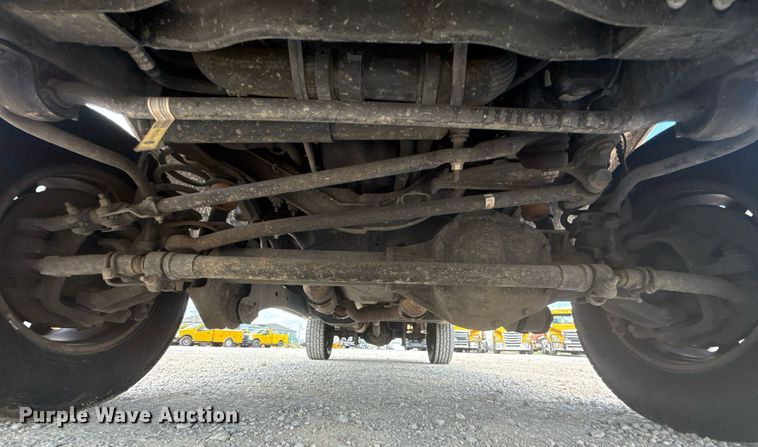 image for item EJ4783 2019 Ford F350 Super Duty utility bed pickup truck