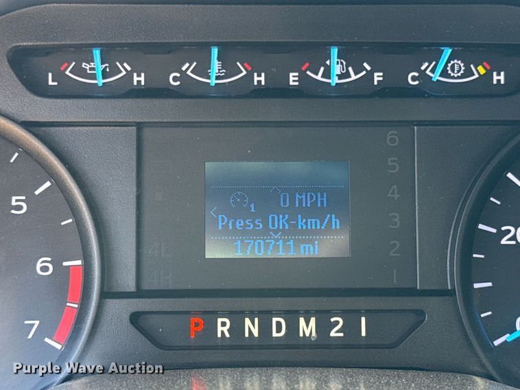 image for item EJ4783 2019 Ford F350 Super Duty utility bed pickup truck