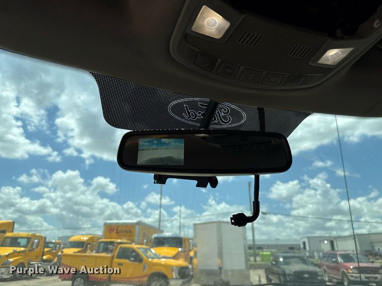 image for item EJ4783 2019 Ford F350 Super Duty utility bed pickup truck