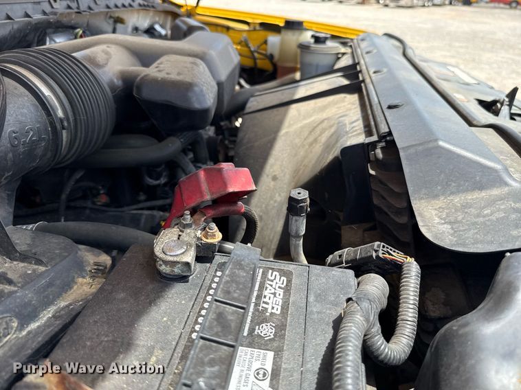 image for item EJ4783 2019 Ford F350 Super Duty utility bed pickup truck