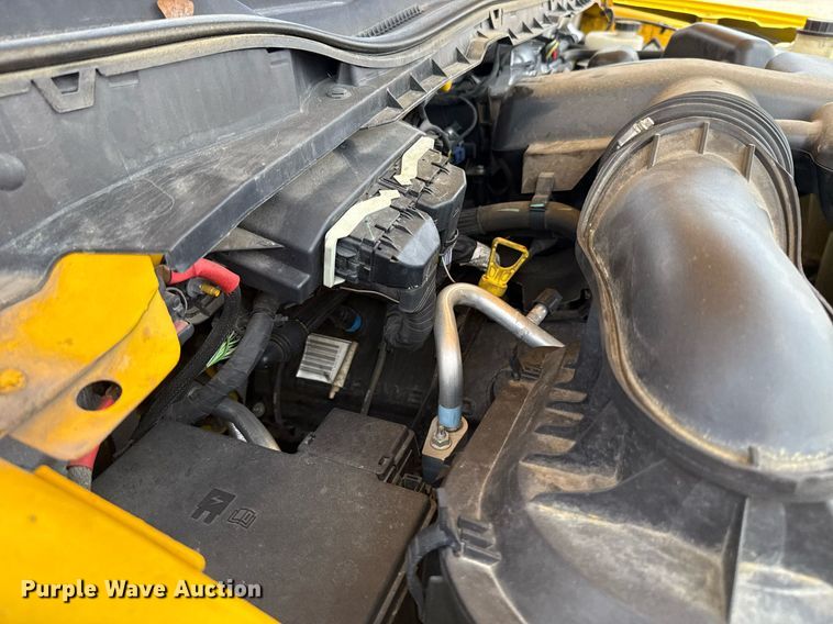 image for item EJ4783 2019 Ford F350 Super Duty utility bed pickup truck