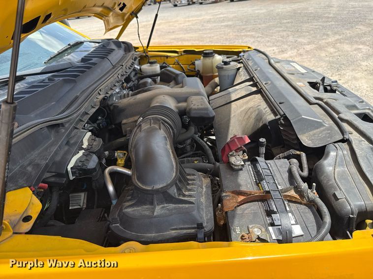 image for item EJ4783 2019 Ford F350 Super Duty utility bed pickup truck