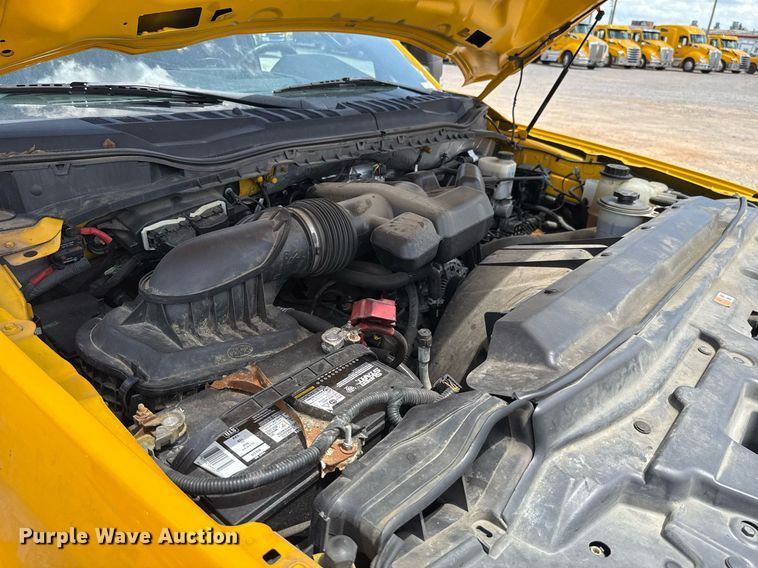 image for item EJ4783 2019 Ford F350 Super Duty utility bed pickup truck