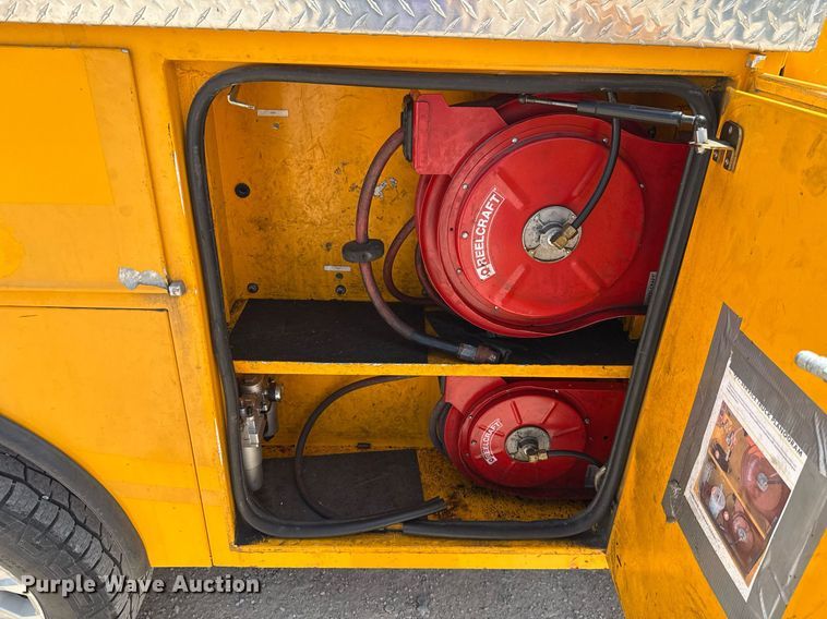 image for item EJ4784 2020 Ford F350 Super Duty utility bed pickup truck