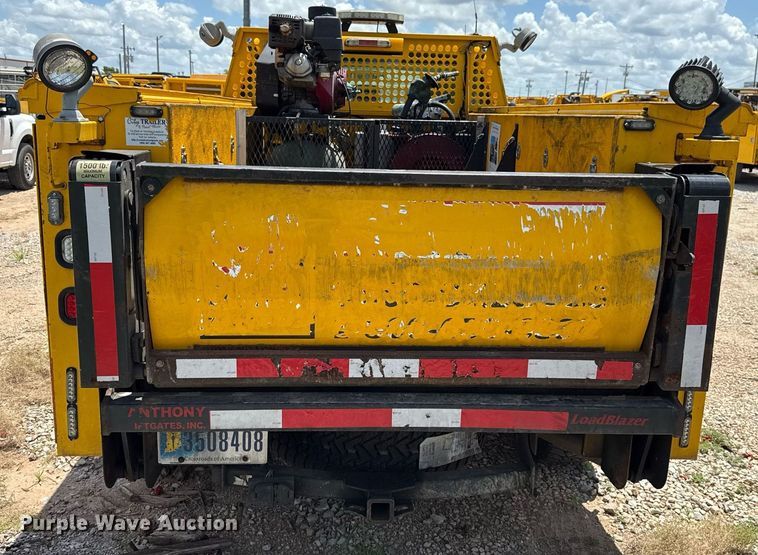 image for item EJ4785 2016 Ford F350 Super Duty  utility bed pickup truck