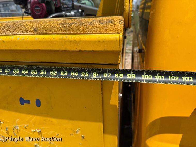 image for item EJ4785 2016 Ford F350 Super Duty  utility bed pickup truck